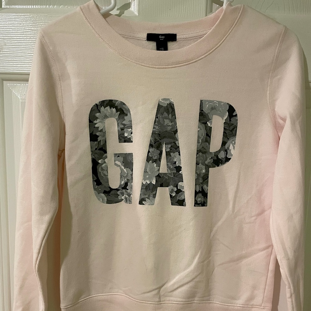GAP Floral & Baby Pink Soft Sweatshirt XS